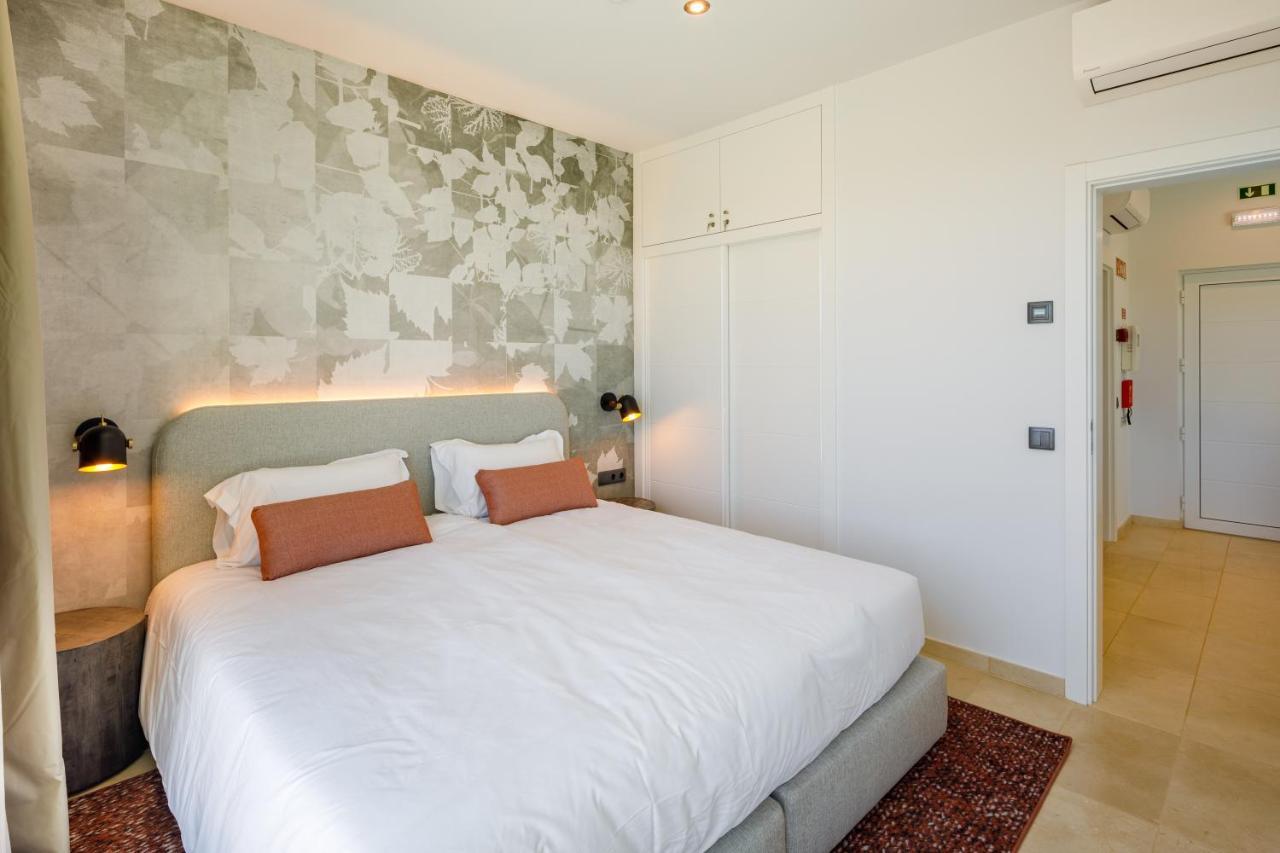 Quinta Dos Vales Wine Estate Guest House Estômbar Екстериор снимка