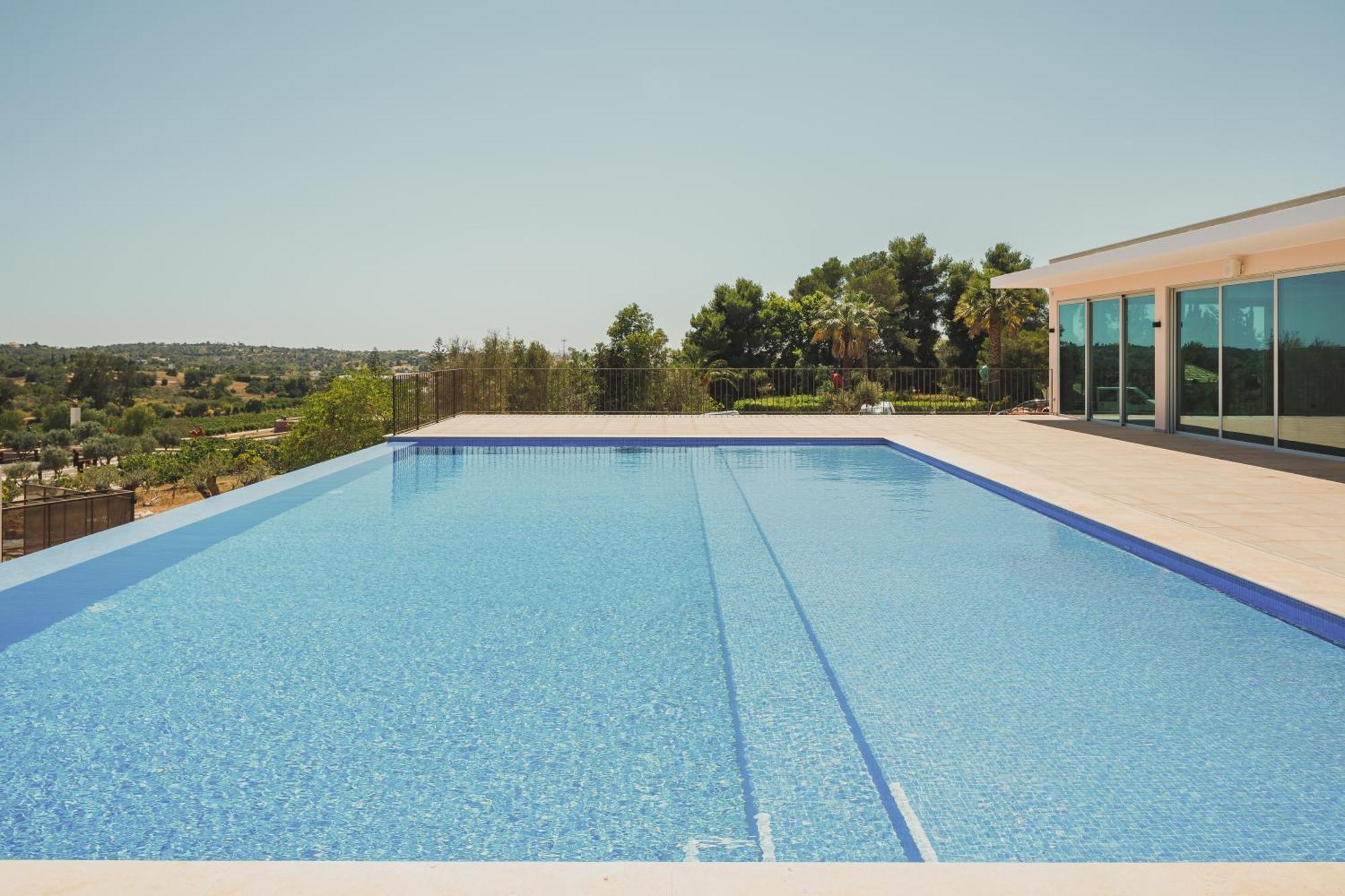 Quinta Dos Vales Wine Estate Guest House Estômbar Екстериор снимка