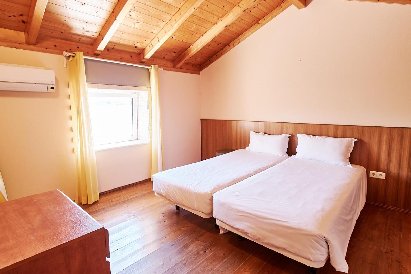 Quinta Dos Vales Wine Estate Guest House Estômbar Екстериор снимка